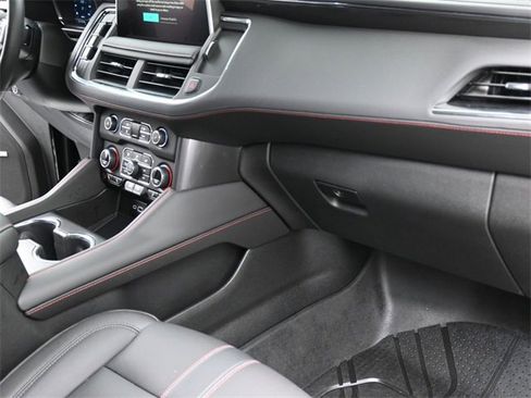 Used 2024 Chevrolet Tahoe RST w/ RST Performance Edition image 31