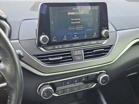 Used 2024 Nissan Altima 2.5 SR FWD image 11