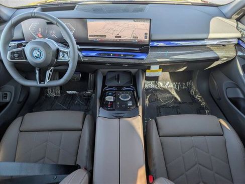 New 2026 BMW i5 eDrive40 w/ M Sport Package RWD image 15