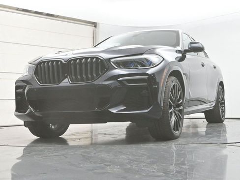 Used 2022 BMW X6 xDrive40i w/ Executive Package AWD/4WD image 30