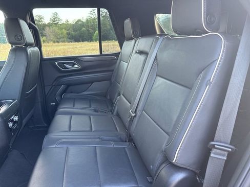 Used 2024 GMC Yukon SLT image 14