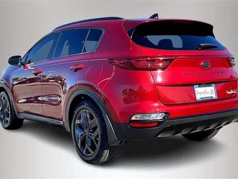 Used 2022 Kia Sportage Nightfall Edition image 3