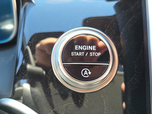 New 2026 Mercedes-Benz GLC 300 image 23