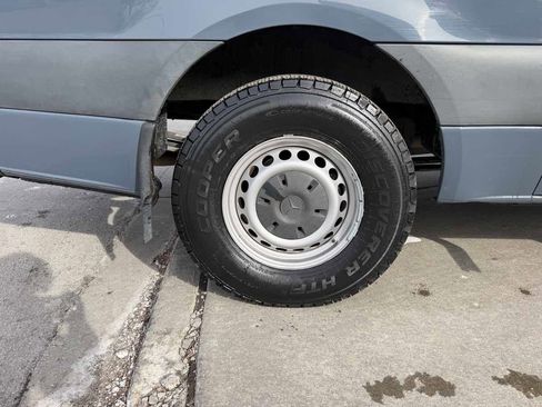 Used 2019 Mercedes-Benz Sprinter 144 image 9