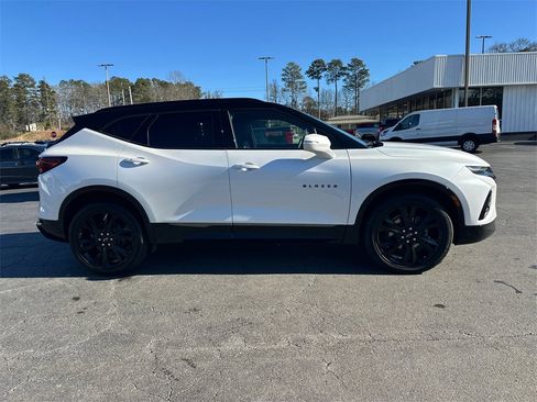 Used 2022 Chevrolet Blazer RS w/ Enhanced Convenience Package image 5