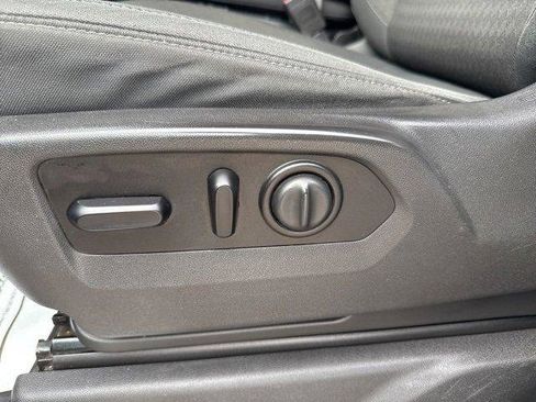 Used 2020 Chevrolet Silverado 1500 LT w/ All-Star Edition image 44