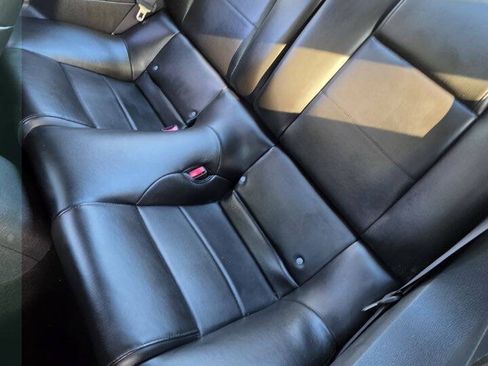 Used 2007 Ford Mustang Premium RWD image 12