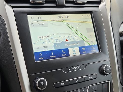 Used 2020 Ford Fusion SE image 17