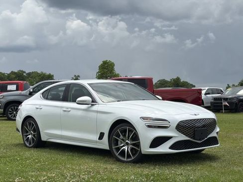 Used 2025 Genesis G70 2.5T AWD/4WD image 3