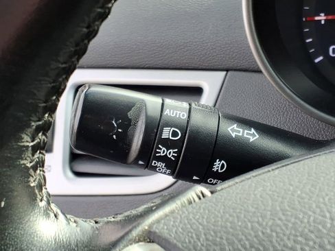 Used 2015 Hyundai Elantra SE w/ Option Group 03 image 19