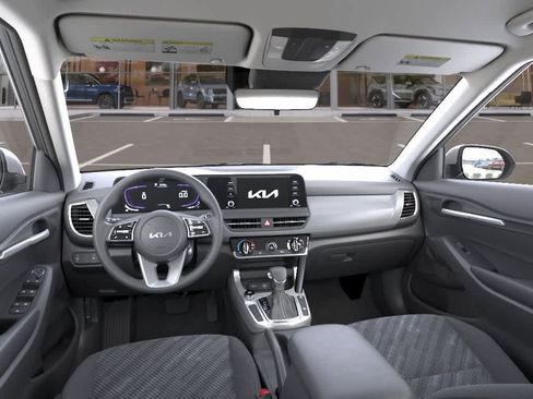 New 2026 Kia Seltos LX FWD image 14