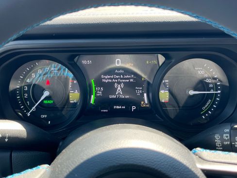 Used 2024 Jeep Wrangler Unlimited Rubicon 4xe w/ Technology Group AWD/4WD image 25