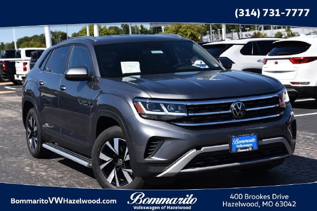 Certified 2023 Volkswagen Atlas Cross Sport SE AWD/4WD image 1