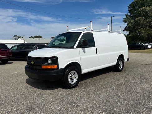 Used 2014 Chevrolet Express 2500 RWD image 1