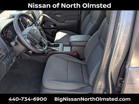 Certified 2023 Nissan Frontier SV w/ Midnight Edition Package AWD/4WD image 24