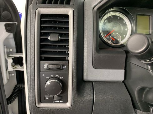 Used 2015 RAM 2500 Tradesman RWD image 16