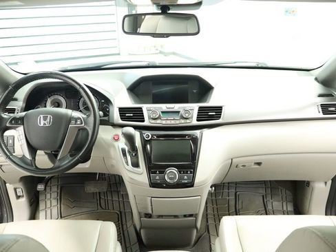 Used 2015 Honda Odyssey EX-L image 22