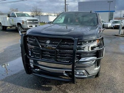 Used 2021 Chevrolet Silverado 1500 LTZ w/ LTZ Premium Package AWD/4WD image 5