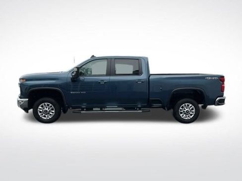 Certified 2025 Chevrolet Silverado 2500 LT w/ Convenience Package image 4