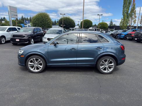 Used 2018 Audi Q3 2.0T Premium Plus w/ Premium Plus Package AWD/4WD image 10