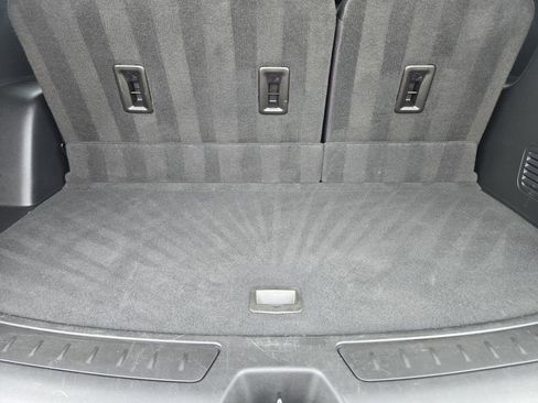 Used 2021 Buick Enclave Avenir w/ Avenir Technology Package image 32