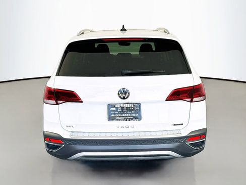 Used 2023 Volkswagen Taos SEL AWD/4WD image 6