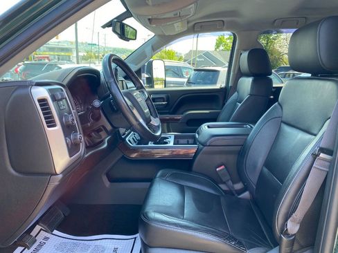 Used 2014 GMC Sierra 1500 SLT w/ Max Trailering Package AWD/4WD image 9