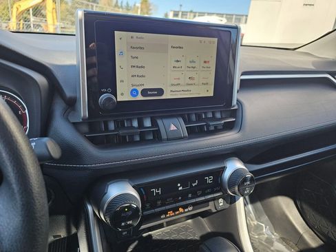 Certified 2025 Toyota RAV4 XLE w/ Convenience Package image 27