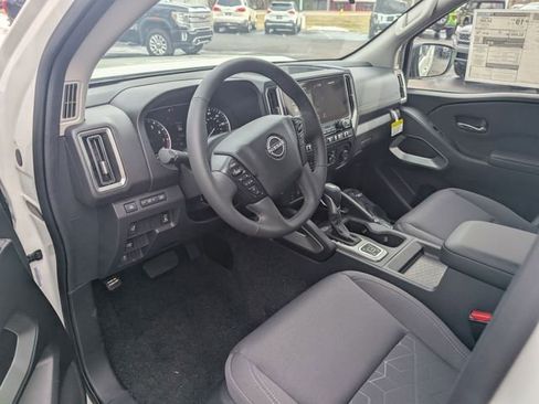 New 2026 Nissan Frontier SV w/ SV Convenience Package AWD/4WD image 15