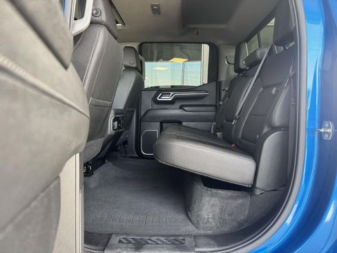 Used 2022 Chevrolet Silverado 1500 LTZ image 9