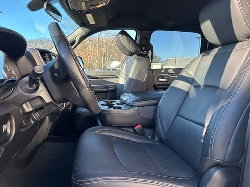 Used 2022 RAM 2500 Big Horn image 36