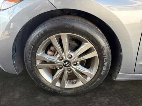 Used 2018 Hyundai Elantra SEL w/ Cargo Package FWD image 32