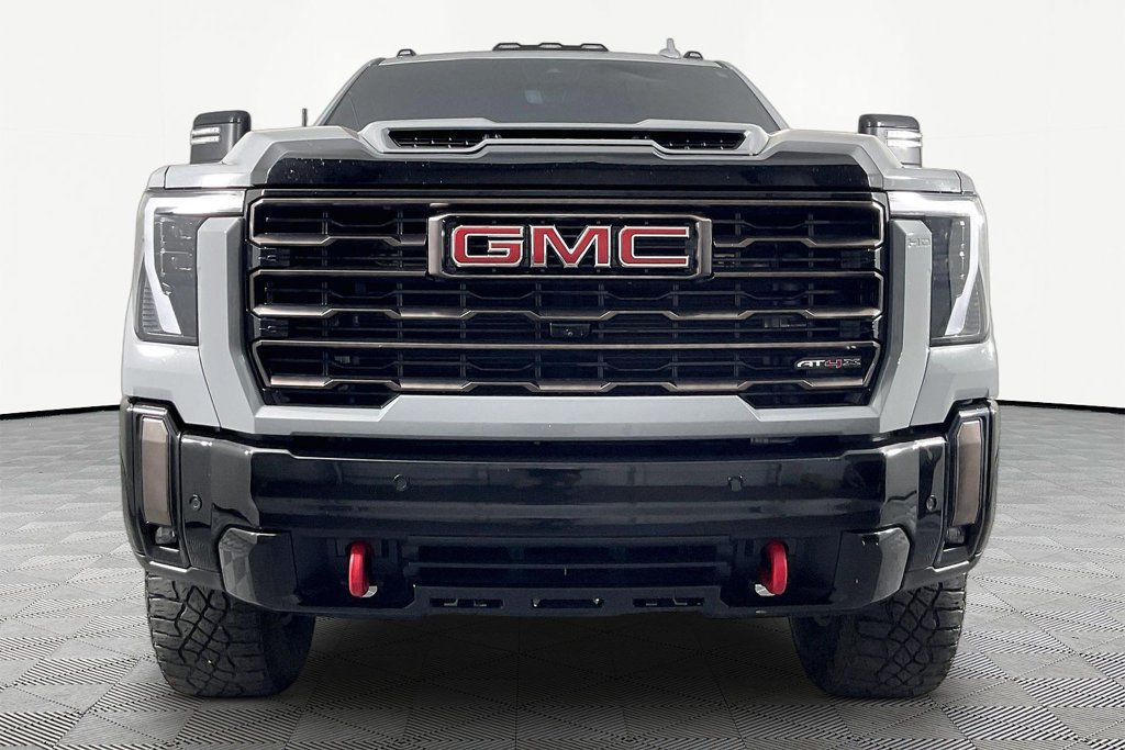 Used 2024 GMC Sierra 2500 AT4X AWD/4WD image 2