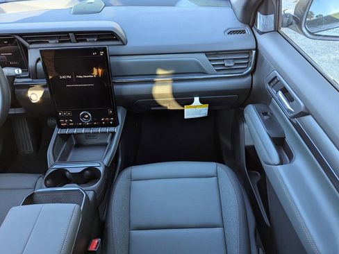 New 2026 GMC Terrain AT4 AWD/4WD image 12