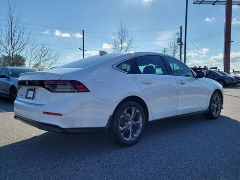 Used 2023 Honda Accord EX image 4