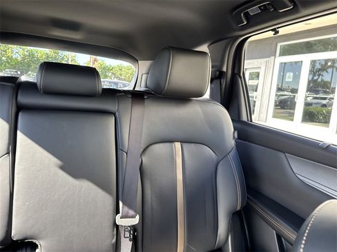 Used 2025 MAZDA CX-70 3.3 Turbo w/ Premium Plus Pkg image 20