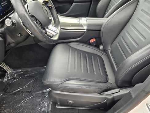 Used 2025 Mercedes-Benz GLC 43 AMG 4MATIC image 25