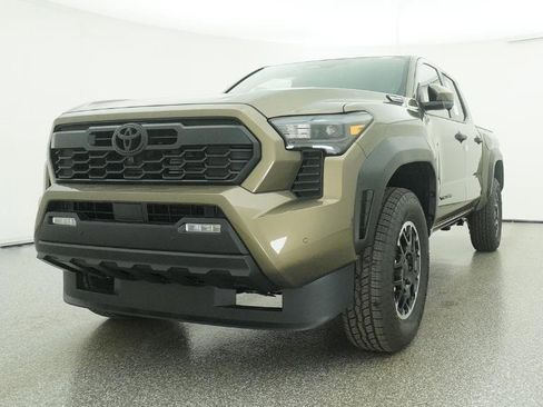 New 2026 Toyota Tacoma TRD Off-Road w/ TRD Off Road Premium Package AWD/4WD image 6