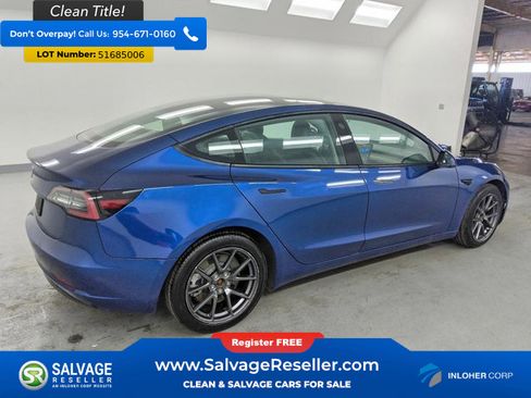 Used 2022 Tesla Model 3 RWD image 4