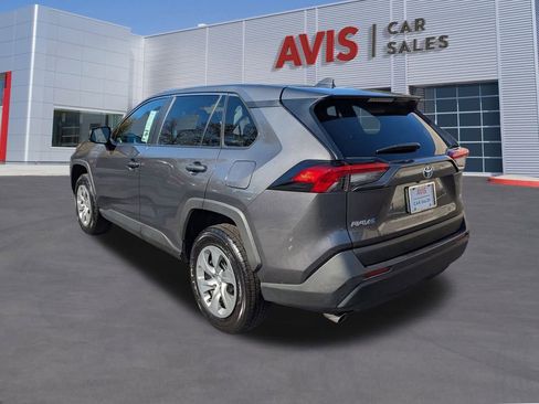 Used 2025 Toyota RAV4 LE image 9