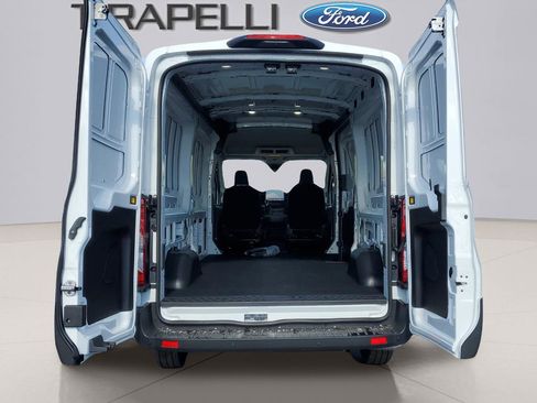 New 2026 Ford Transit 250 148 Medium Roof RWD image 18