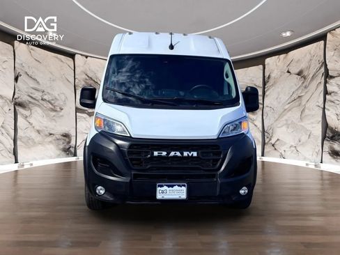 Used 2024 RAM ProMaster 2500 w/ Convenience Group FWD image 5