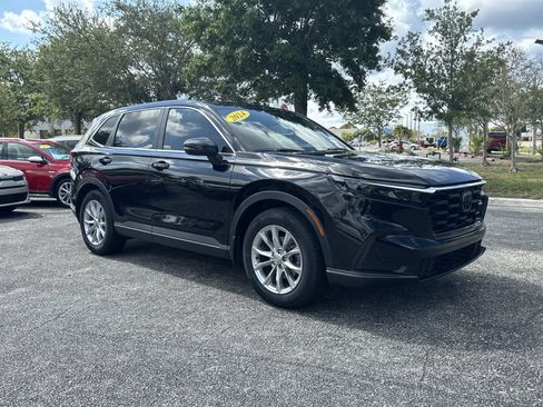 Used 2024 Honda CR-V EX image 2