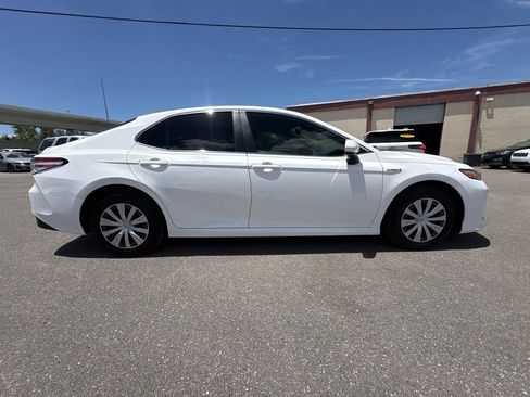 Used 2020 Toyota Camry LE FWD image 2