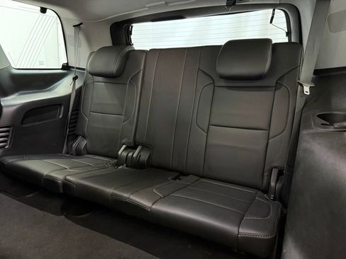 Used 2019 Chevrolet Tahoe LT image 17