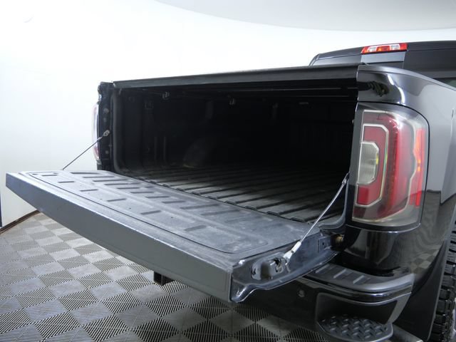 Used 2016 GMC Sierra 1500 SLT w/ All-Terrain Package AWD/4WD image 9