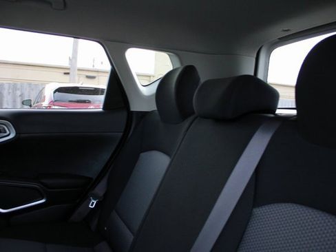 Certified 2024 Kia Soul LX w/ Option Group 015 image 17