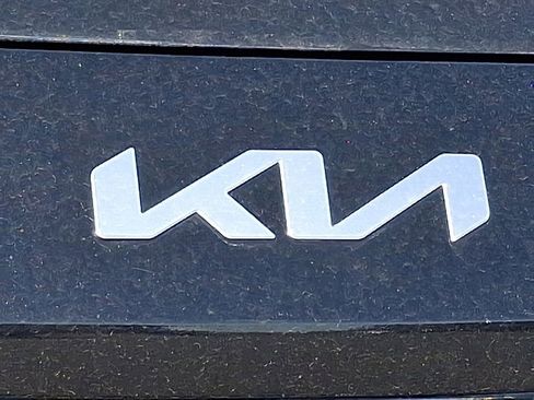Certified 2023 Kia Forte LXS w/ LXS Technology Package FWD image 26