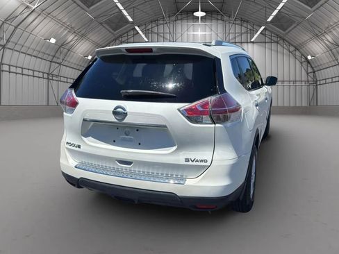 Used 2016 Nissan Rogue SV w/ SV Premium Package image 5