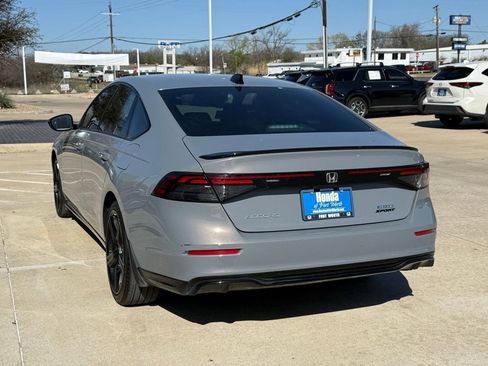 Used 2024 Honda Accord Sport image 3